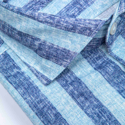 Camisa de lino a rayas azul claro y azul marino