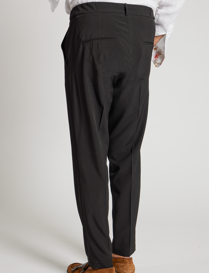 Pantaloni elasticizzati neri con coulisse – Made in Italy