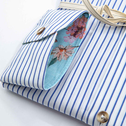 Camicia in puro lino azzurro cielo con interno collo stampato – Made in Italy