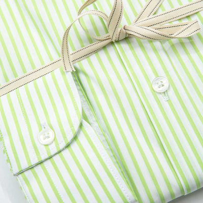 Camisa de algodón con rayas blancas y verdes frescas